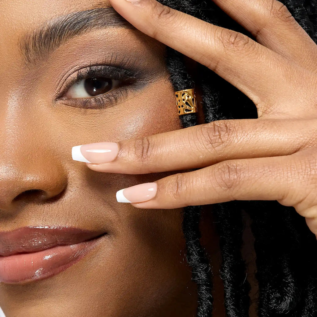 French Signature Nude